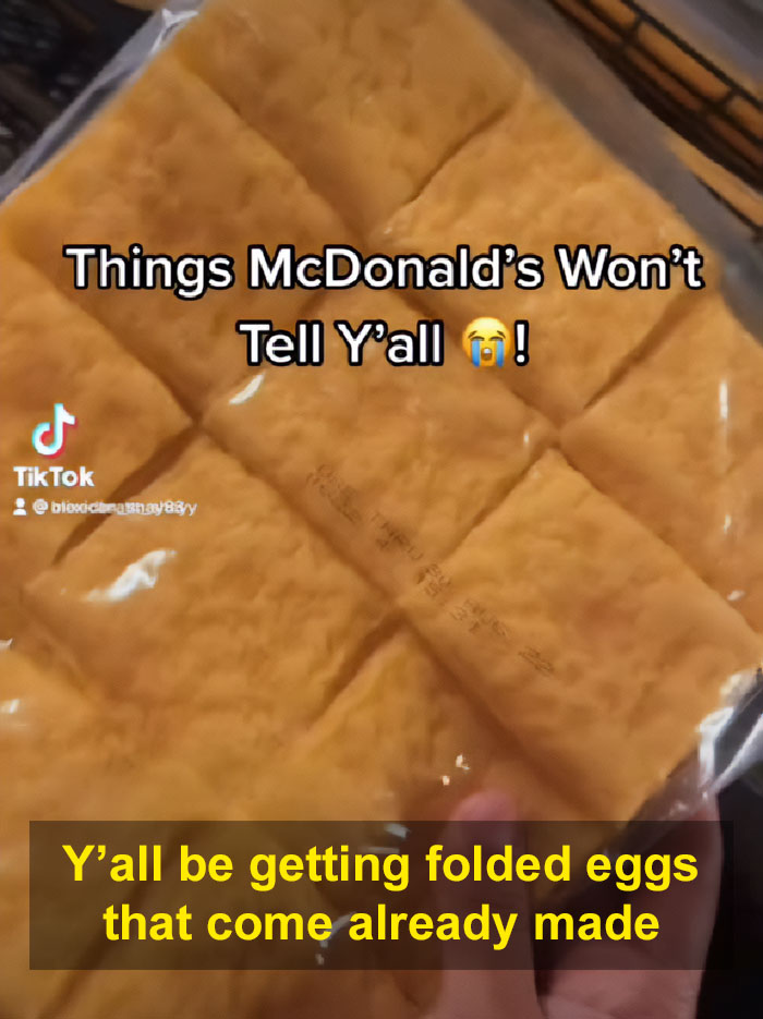 McDonald&rsquo;s Employee Just Broke The Internet After Spilling Secrets About The Breakfast Menu