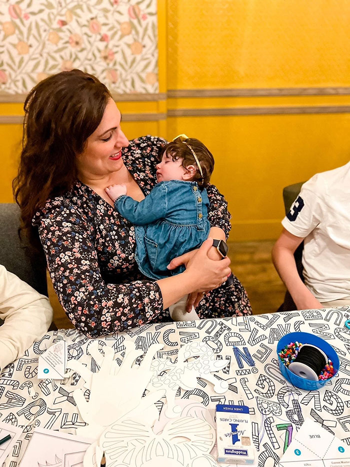 "Get Out": New Mom Kicks Out MIL After She Tries To Change Newborn&rsquo;s Name, Family Turns On Her