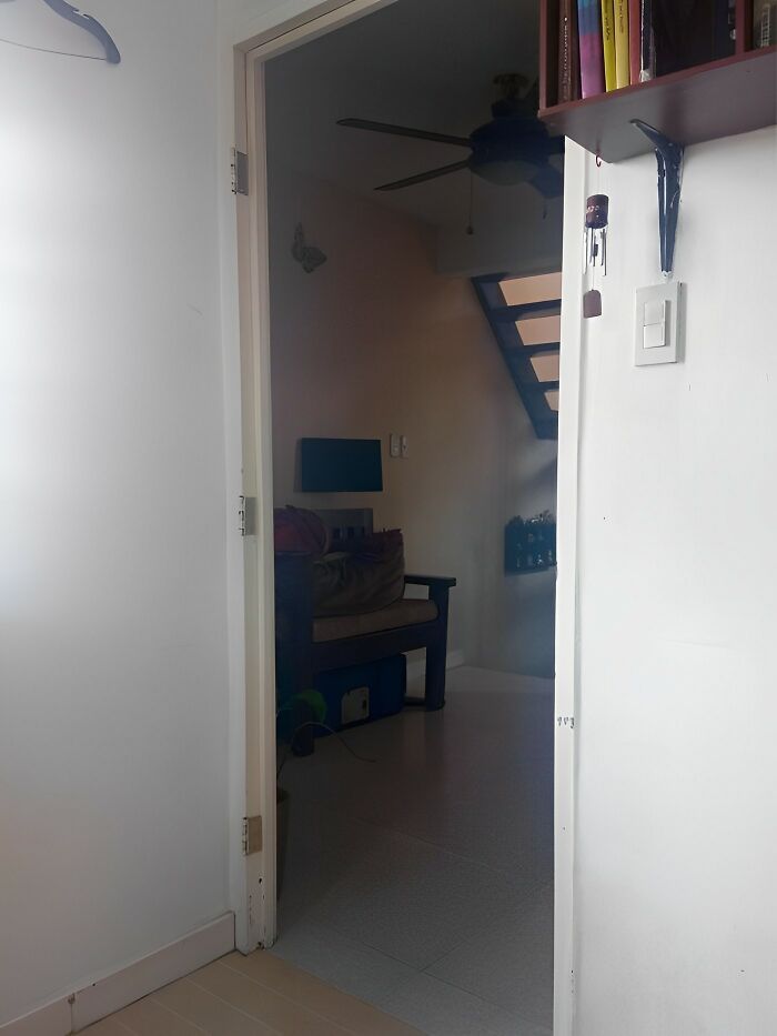 Woke Up And Saw My Door Removed By My Parents. I Asked Them "Why?" And They Replied With "Privacy Isn't Necessary"