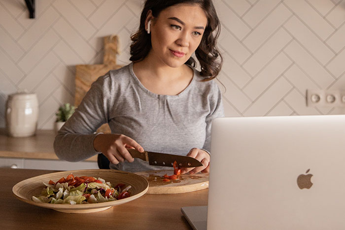 35 People Share Food They Can Never Eat Because Of Their Family