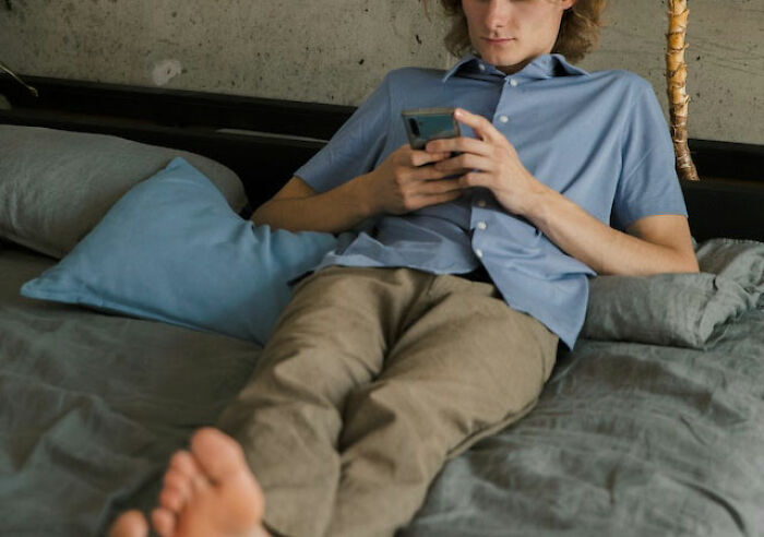 30 Exact Moments Women Caught On To Why Their Partners Were Broken Up With