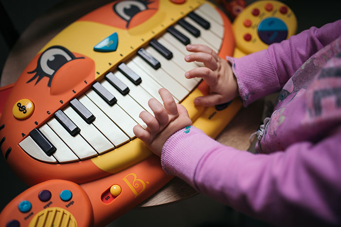 40 Designs That Are So Bad, They Deserve To Be Shamed In This Online Thread