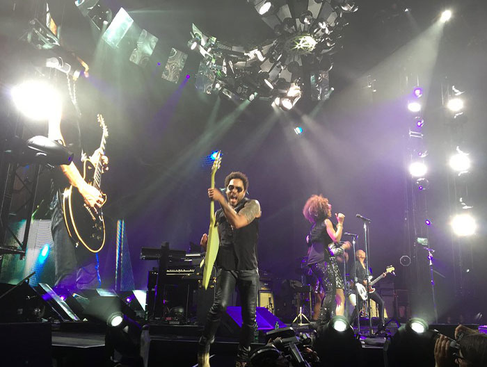 “Still Disappointed”: 30 People That Won A Celebrity Meet & Greet Spill The Tea On What It Was Like