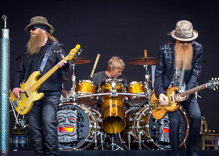 “Still Disappointed”: 30 People That Won A Celebrity Meet & Greet Spill The Tea On What It Was Like