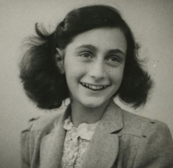 Mom Shocked By 8th Grade Teacher Reading Anne Frank&rsquo;s Diary To Her Kid, Gets Teacher Fired