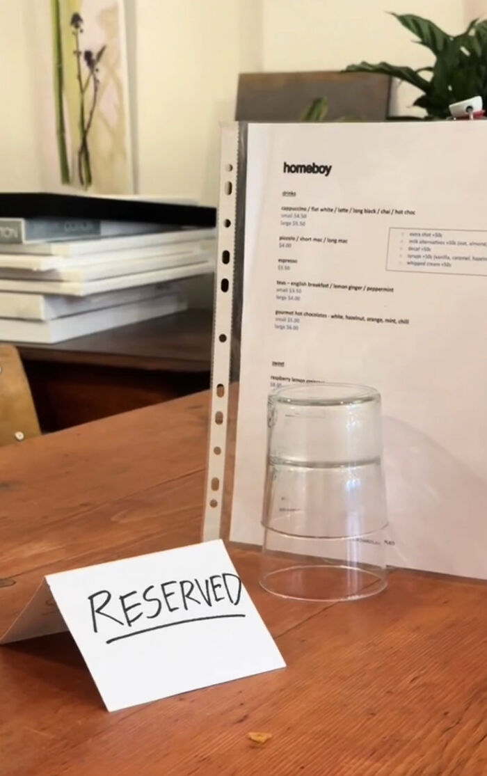 18 Y.O. Goes Viral Online After He Shared How Nobody Showed Up At His Newly Opened Caf&eacute;