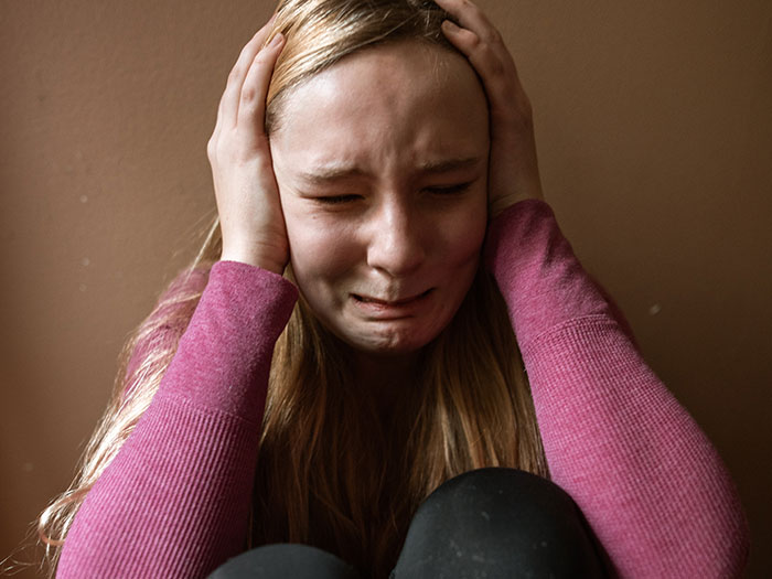 Woman Has Meltdown Over A Lost Wallet, Roommate Finds Out Why And Pulls Petty Revenge