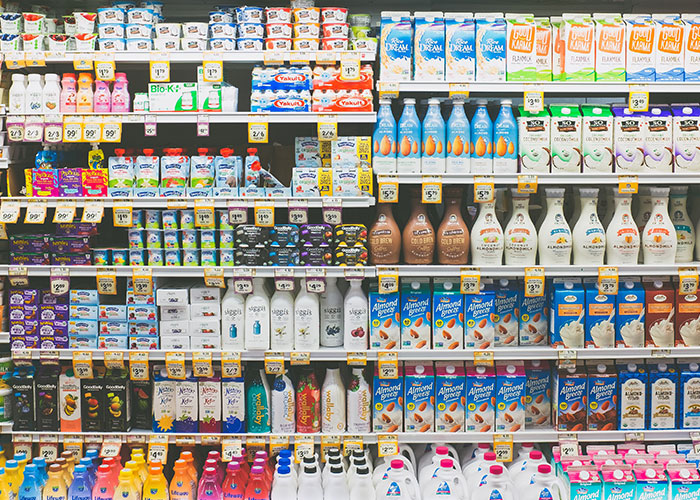 Americans Recommend Foreign Visitors Avoid These 45 Things When They're Traveling The Country