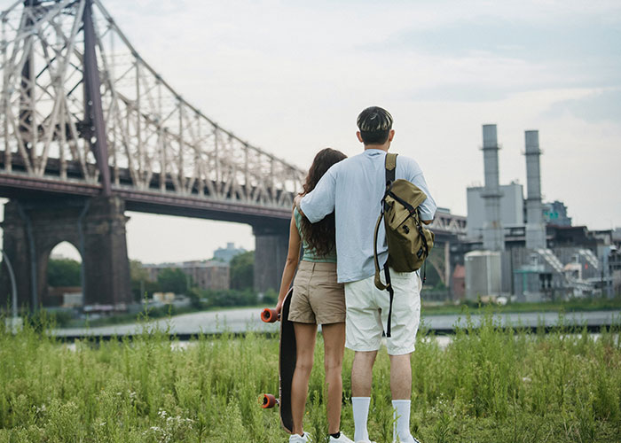 Americans Recommend Foreign Visitors Avoid These 45 Things When They're Traveling The Country