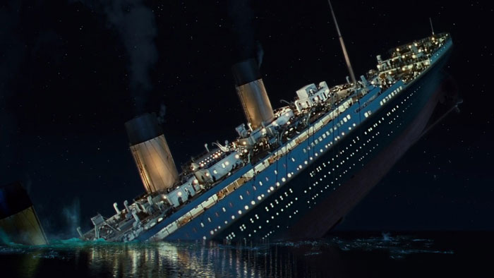 Titanic sinking in the movie 'Titanic' (1997)