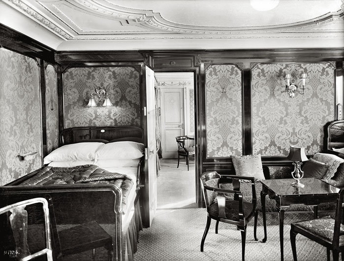 Titanic's First Class stateroom B-60