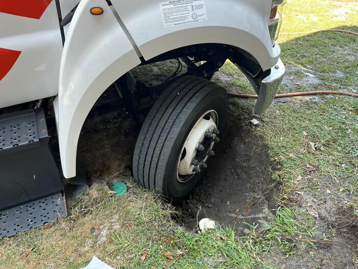 Love How The Suspension Lowers The Step So It's Easy To Get In