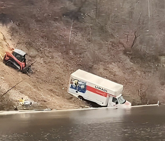 There’s Nothing Wrong Here, The Uhaul Was Just Thirsty