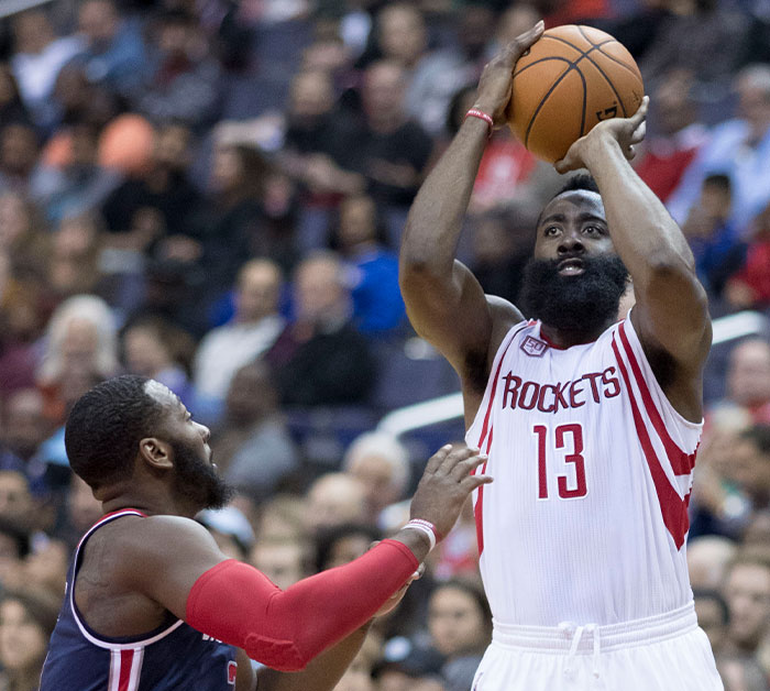 50 Celebrities That Lived Up To Their Reputation Or Failed Miserably, As Per Waiters