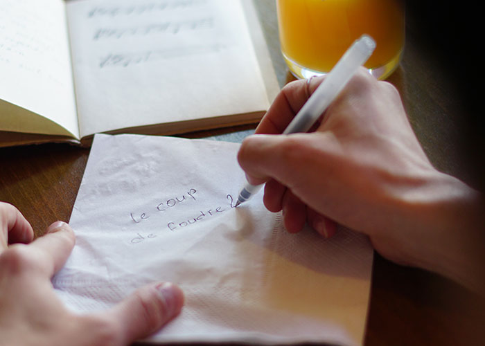 40 Non-Money Tips That Left A Lasting Impression On These Workers