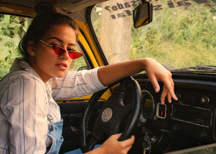 “I Will Never Ruin It For Her”: 35 Secrets Daughters Refuse To Tell Their Parents