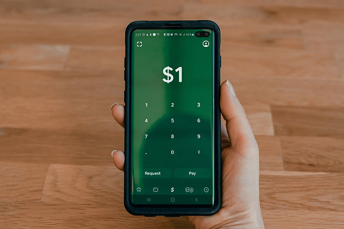 &ldquo;Like A Slap In My Face&rdquo;: Woman Hosts Friend For Free For 3 Days, Gets Venmo Request For $6