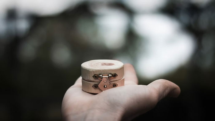 “She Slaps Him So Hard My Face Hurt”: 30 Of The Worst Proposal Fails That Had Witnesses Cringing