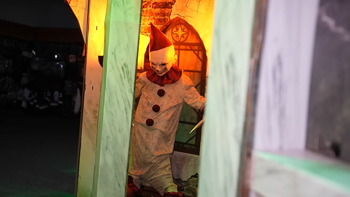 The &ldquo;World's Most Haunted Store&rdquo; Employees Claim Ghost Encounters As YouTuber Investigates