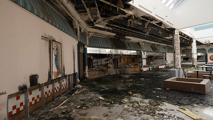 Viral Video Shows &ldquo;Apocalyptic&rdquo; Alabama Mall Stuck In The 1990s, Stuns Viewers