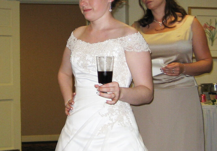 “Groom Was Gay. Bride Was Not”: 30 Of The Wildest Weddings That Event Staff Have Ever Witnessed