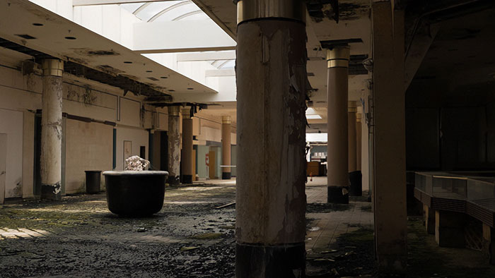 Viral Video Shows &ldquo;Apocalyptic&rdquo; Alabama Mall Stuck In The 1990s, Stuns Viewers