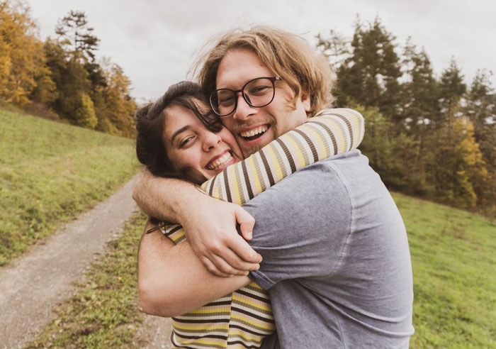 30 Red Flags That People Would Ignore In Their Potential Partner