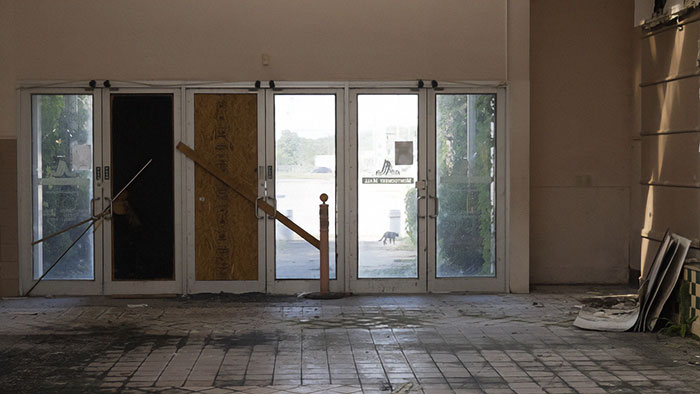 Viral Video Shows &ldquo;Apocalyptic&rdquo; Alabama Mall Stuck In The 1990s, Stuns Viewers