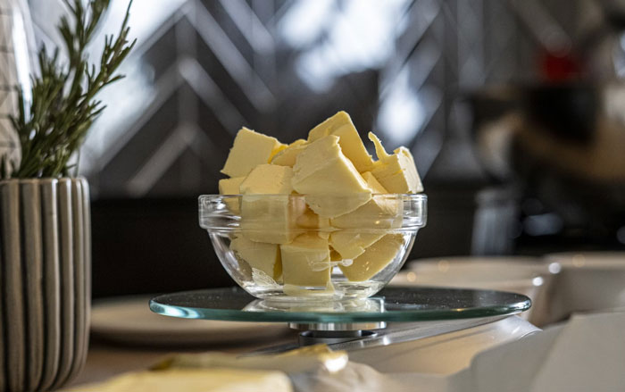 “I Still Refuse To Eat Anything She Makes”: 30 People Share The Wildest Cooking Practices