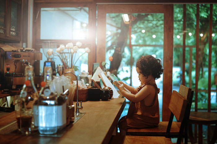 Restaurant Menu Says That There Is A Fee &ldquo;For Adults Unable To Parent&rdquo; And Netizens Are Raging