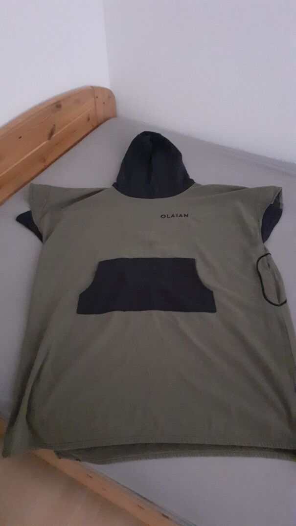 This Wonderful Surf Poncho That I Bought Over A Year Ago. Didn't Need It - I Have Enough Towels. But Still Every Time When I Slip Into It After Swim Training Once Or Twice A Week I'm Sooo Happy To Have It!