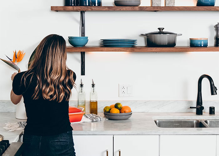 &ldquo;Am I The Jerk For Not Allowing My Girlfriend To Be A Stay-At-Home Mom To Her Kids?&rdquo;