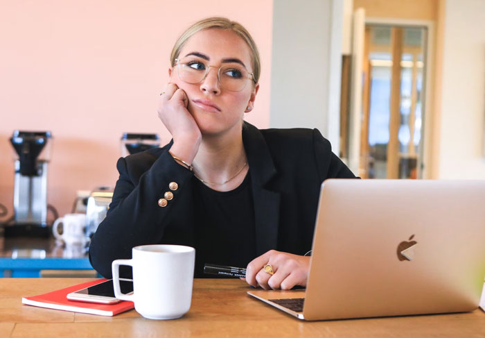 30 Red Flags That People Would Ignore In Their Potential Partner