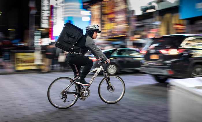 Woman Can&rsquo;t Understand Why People Order DoorDash Instead Of Just Driving, Gets A Reality Check