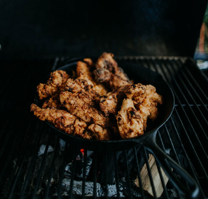 “I Still Refuse To Eat Anything She Makes”: 30 People Share The Wildest Cooking Practices