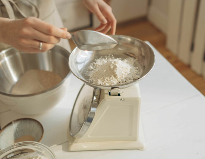 30 ‘Cooking Crimes’ People Know Are Wrong, But Still Do Them