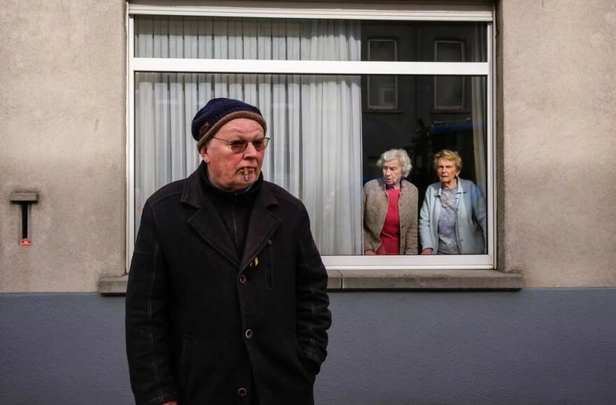This Belgian Photographer Captures Funny And Extraordinary Scenes Of Everyday Life (49 New Pics)