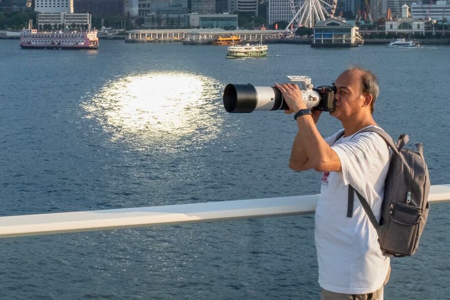 Street Photography With A Twist: 31 New Clever Photos By Edas Wong