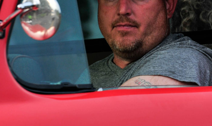 Guy Blocks A Truck That Parked In 4 Spots, Sees Owner Raging And Goes For A Pretzel To Waste Time Guy Blocks A Truck That Parked In 4 Spots, Sees Owner Raging And Goes For A Pretzel To Waste Time