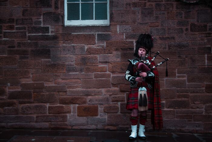 Someone Asked “What’s Offensive In Your Country That Tourists Might Not Know”, 30 People Delivered