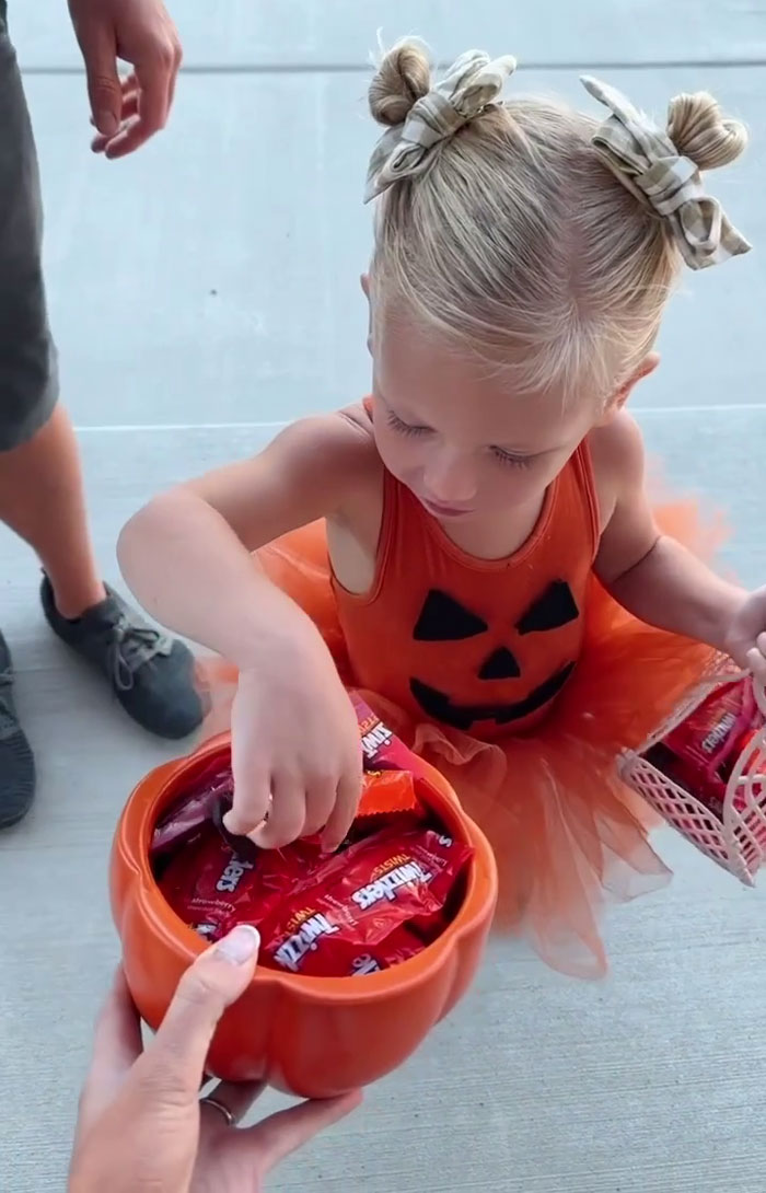 "Glad You're Not My Dad": Dad And Mom Called 'Horrible' Parents For Their Halloween Tradition