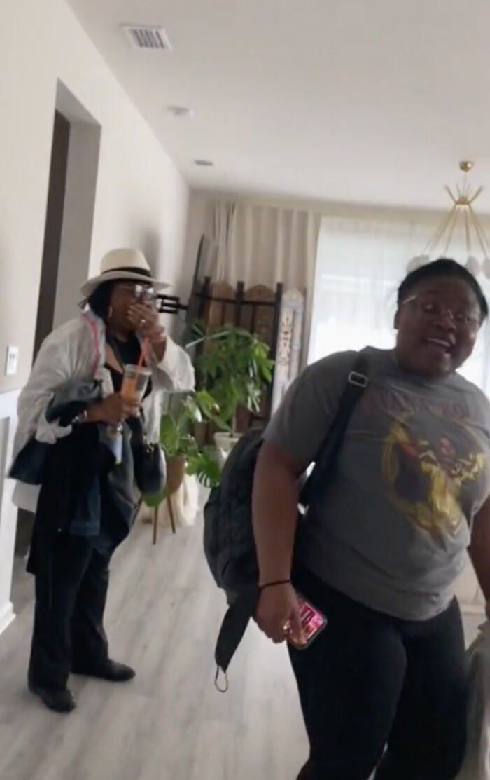 Best Kept Secret: Daughter Was Hiding Her New House For A Year To Surprise Her Mom