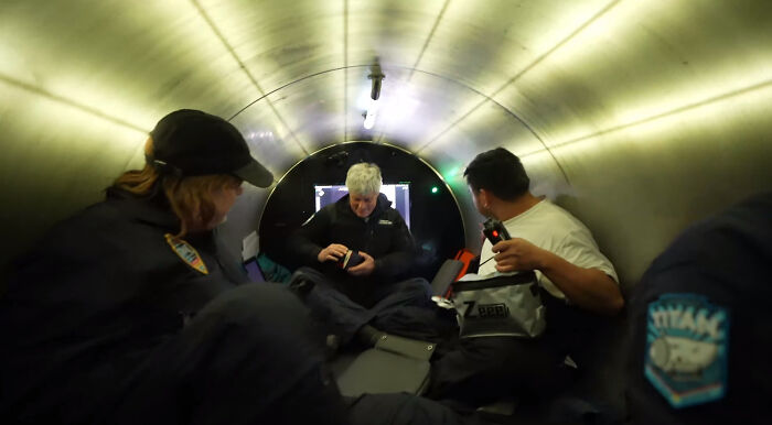 Youtuber Dallmyd Vlogged Their Trip To The Same Submersible That Would Later Implode A Few Days Later. Their Trip Down The Titanic Was Cancelled Due To The Weather. This Is What The Inside Looked Like