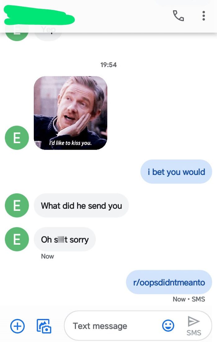 She's My Ex And Still Has A Bit Of The Hots For Me