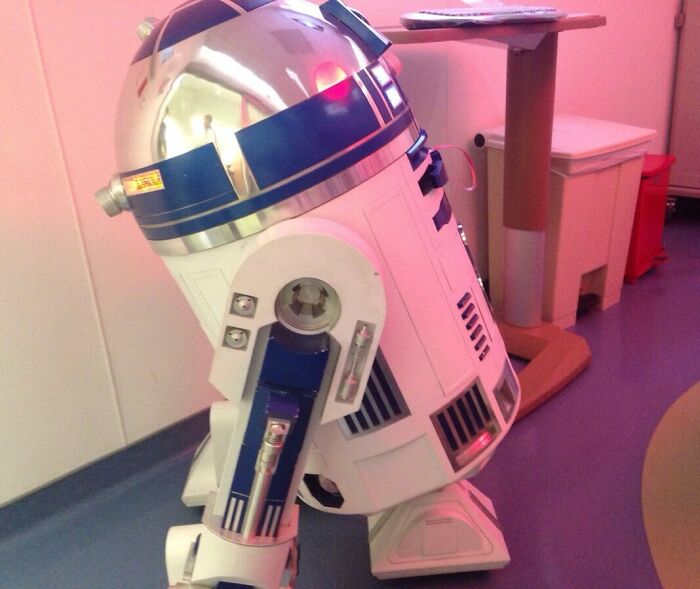 So I'm At The Hospital With My Sick Daughter, And Suddenly Look Who Walks In. She Wasn't Amazed At All