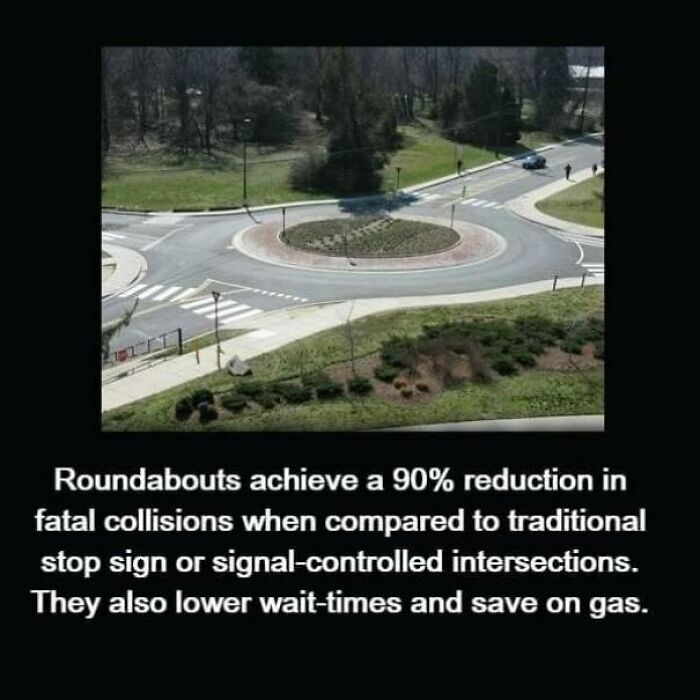 Roundabout intersection surrounded by greenery with text about unusual facts on traffic safety and efficiency.