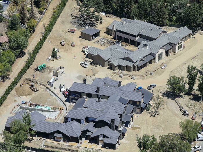 Esto pertenece a alguna Kardashian