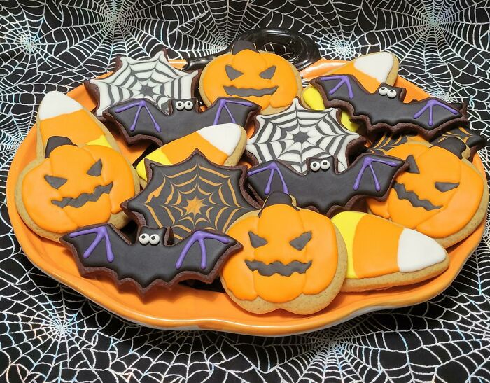 First Cookies I've Decorated With Royal Icing