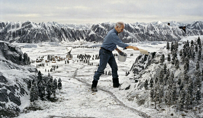 Miniature Set From Goldeneye (1995)
