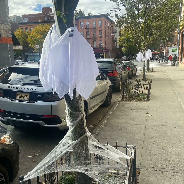 Decorations Stolen - NYC